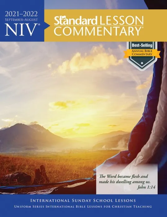 NIV® Standard Lesson Commentary® 2021-2022 (Standard Lesson Comm)